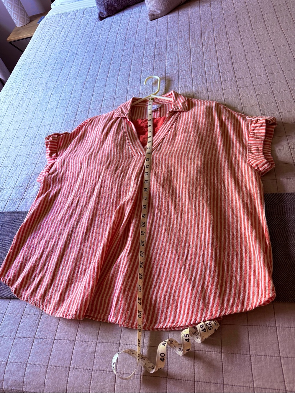 Peach/deamcicle and White Striped Blouse and Shorts Set (look at other pics) - Picture 13 of 14